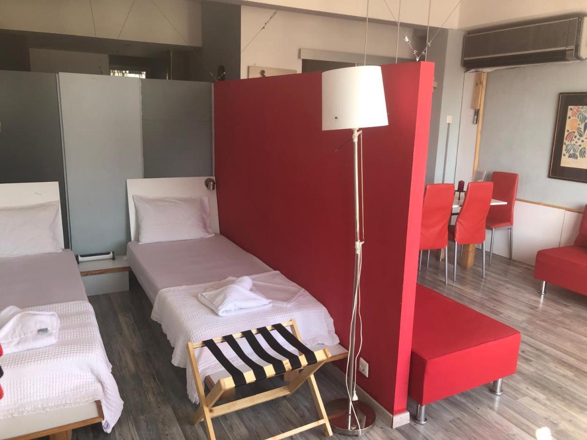 Apartament Red Grey Loft Ateny Zewnętrze zdjęcie