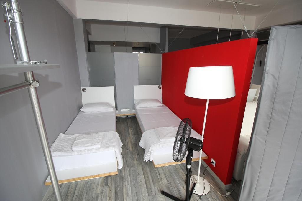 Apartament Red Grey Loft Ateny Zewnętrze zdjęcie